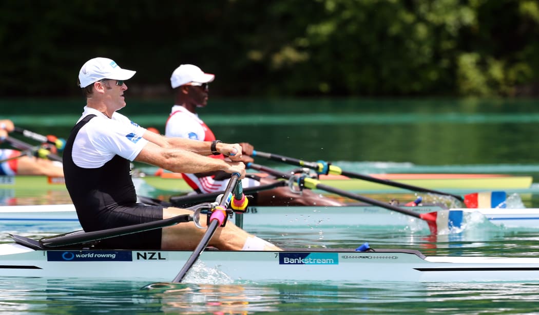 New Zealand rower Mahe Drysdale in action at World Cup in France.
