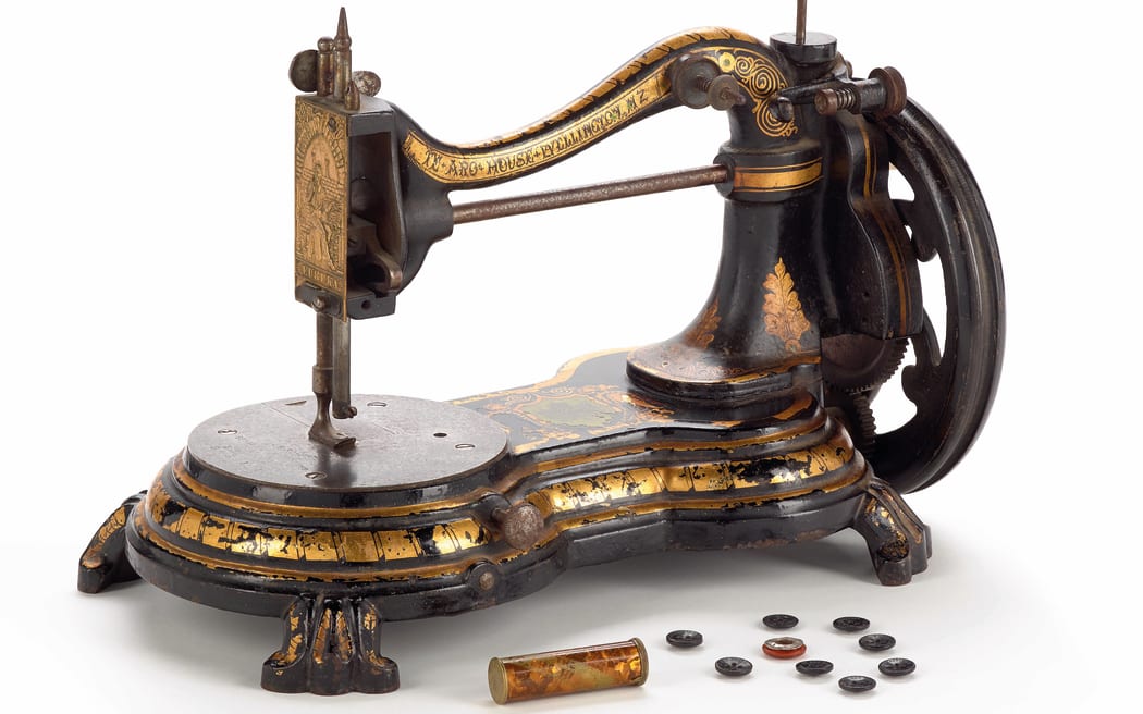 Collectors Corner Faye's vintage sewing machines RNZ