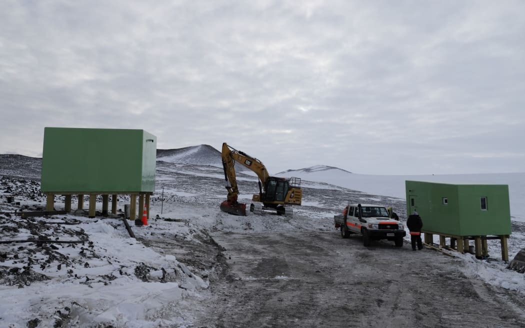Geomagnetic Huts in place in Antarctica