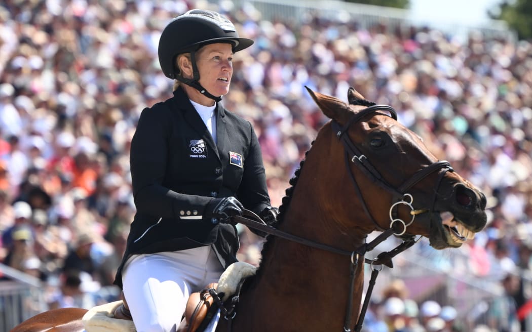 Jonelle Price of New Zealand in action during the Event Jumping Teams Final at Ch‰teau de Versailles as part of the 2024 Paris Summer Olympic Games in Paris, France, Monday, July 29, 2024. (AAP Image/Joel Carrett / Photosport) NO ARCHIVING