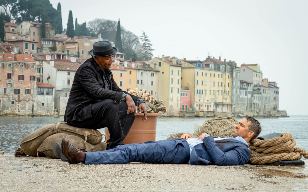 Samuel L Jackson and Ryan Reynolds in The Hitman's Wife's Bodyguard