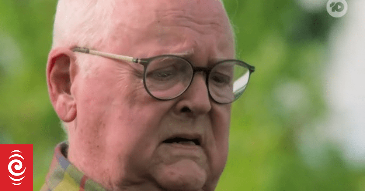 Ian Smith leaves Neighbours after nearly four decades as Harold Bishop following cancer diagnosis