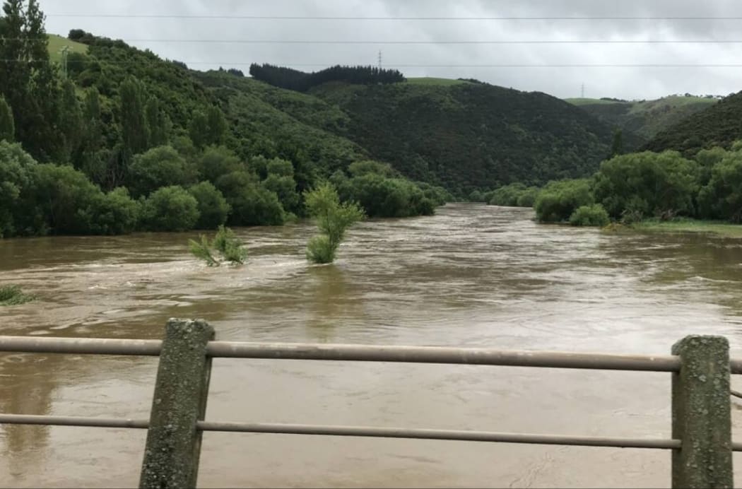 River levels continue to rise adding to yesterday's high levels.