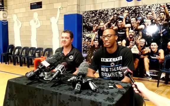 Breakers forward Akil Mitchell describes moment his eye fell out of socket: RNZ Checkpoint