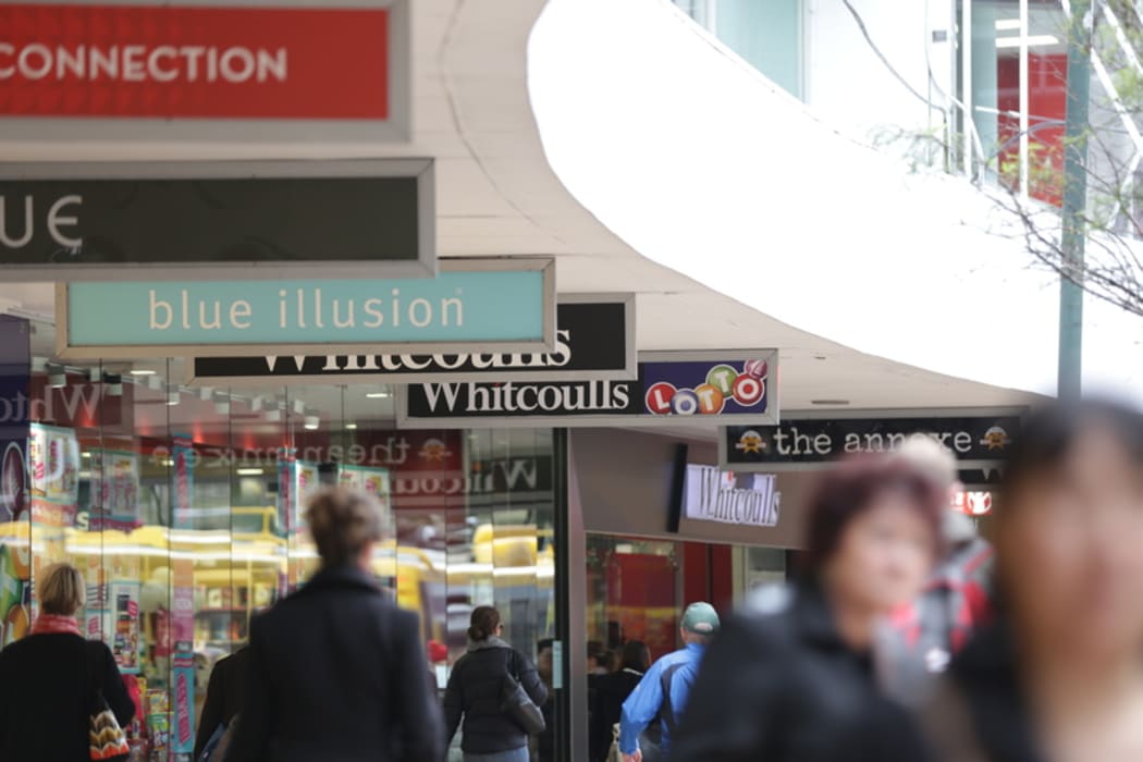 23062016 Photo: RNZ / Rebekah Parsons-King. Busy streets in Wellington.