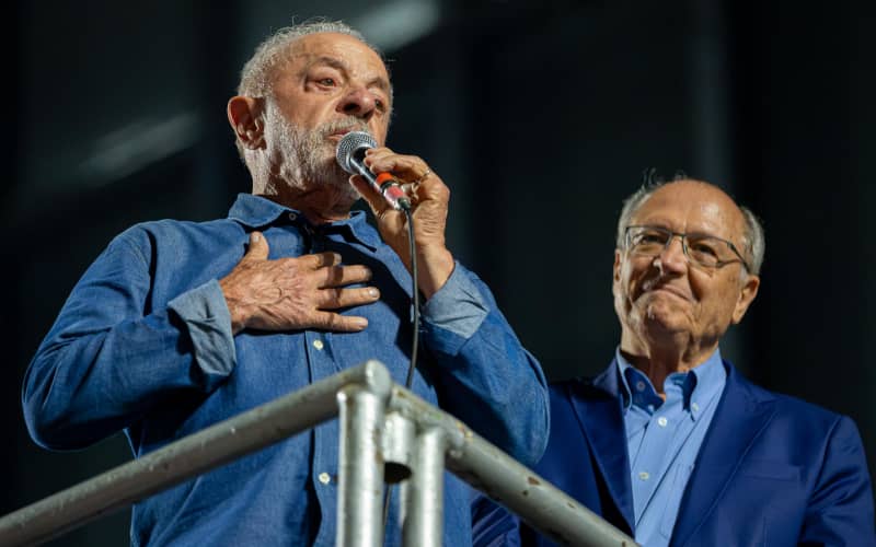 Analysis: How Lula beat Bolsonaro, broke records and halted the region ...