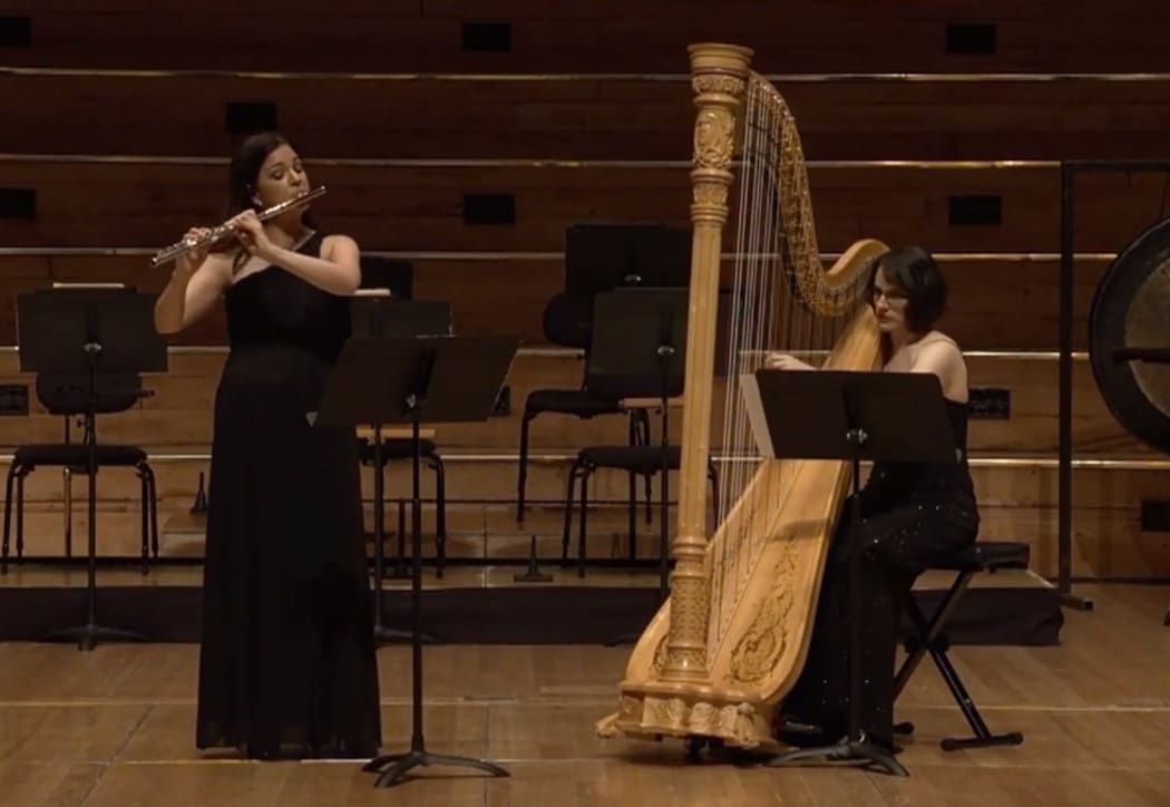 Melanie Lancon, Ingrid Bauer