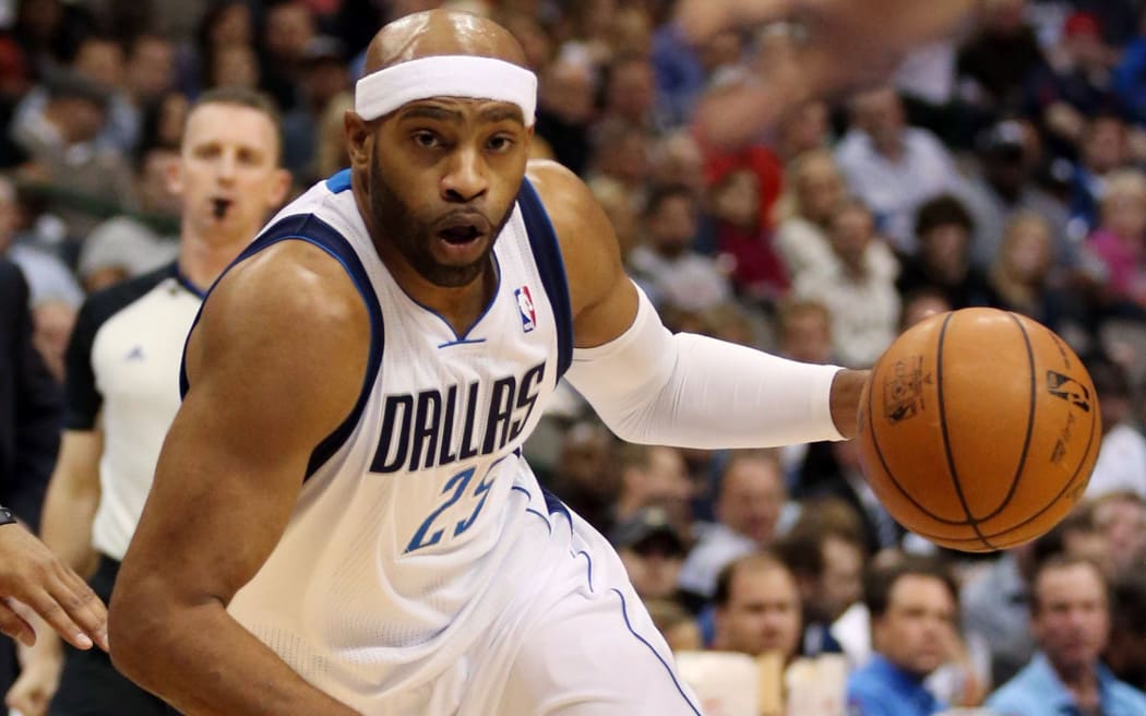 Vince Carter playing for the Dallas Mavericks in 2013.