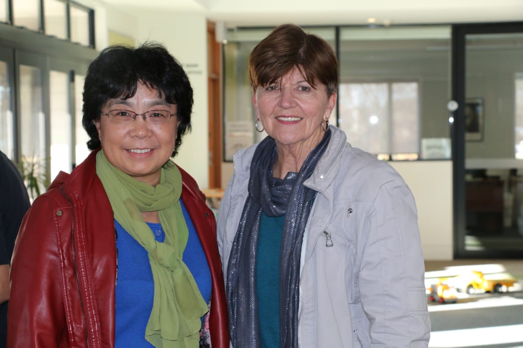 Minister Stewart supports Xiaoying as candidate, St Heliers Community Centre