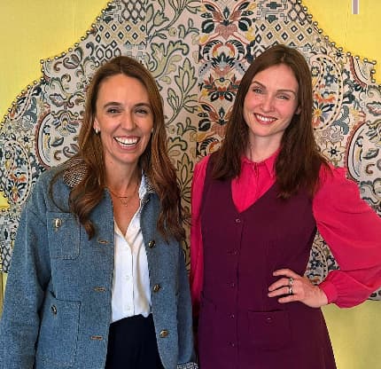 Sophie Ellis-Bextor featured Jacinda Ardern on her podcast, Spinning Plates.