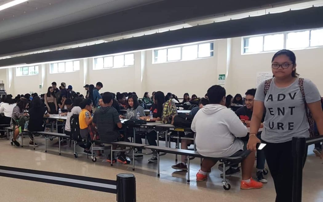 Students eating lunch at Marianas High School