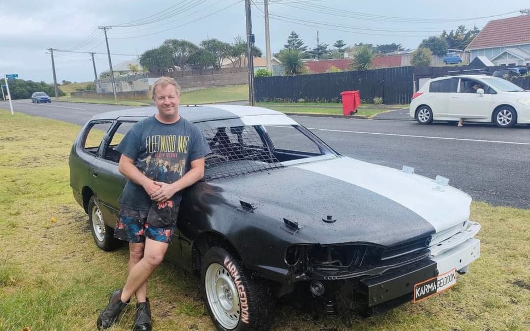 The Whanganui motor sport community is paying tribute to Eugene Robbemond who, according to media reports, has been killed during a robbery in South Africa.