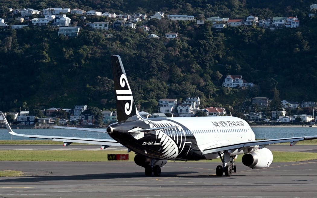 An Air New Zealand Airbus A320 aircraft departing Wellington Airport on 27 June, 2022.