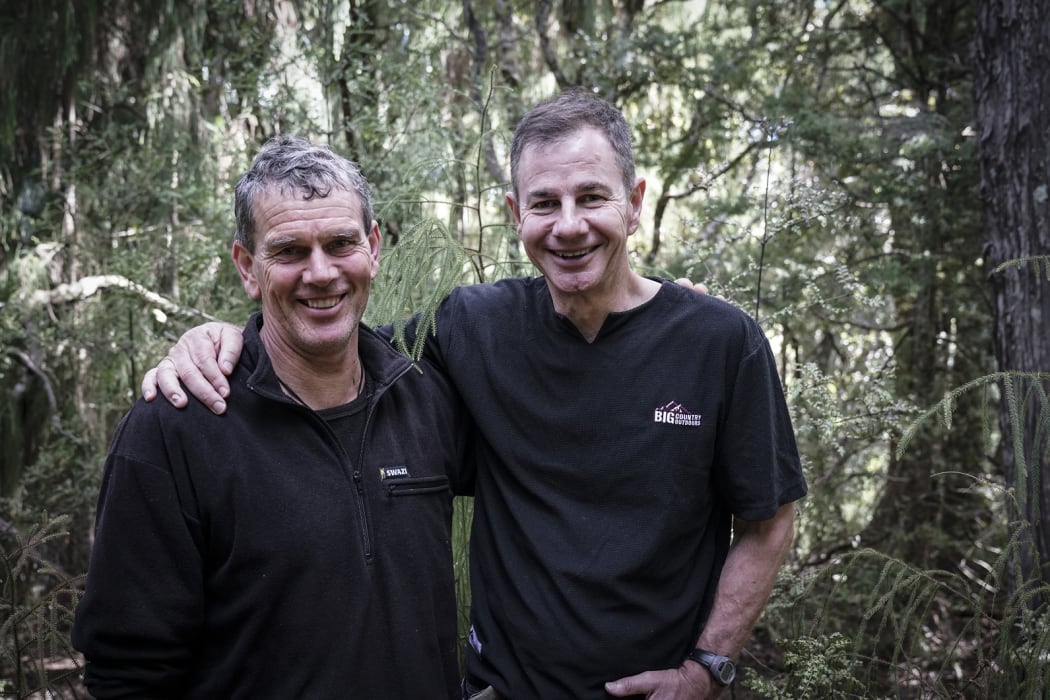 Peter Shaw (L) with Simon Hall (R)