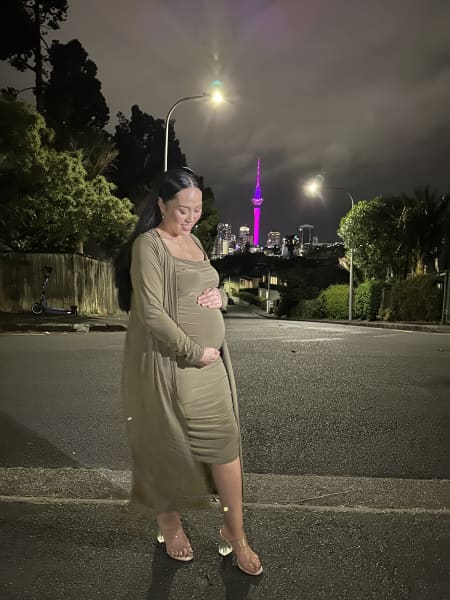 Aree Altments pregnant with a baby boy that she conceived with the help of IVF.