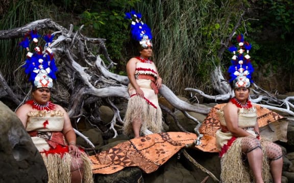 Double Bill - Raisedinland Iose's 'XY ONLY' - MAC