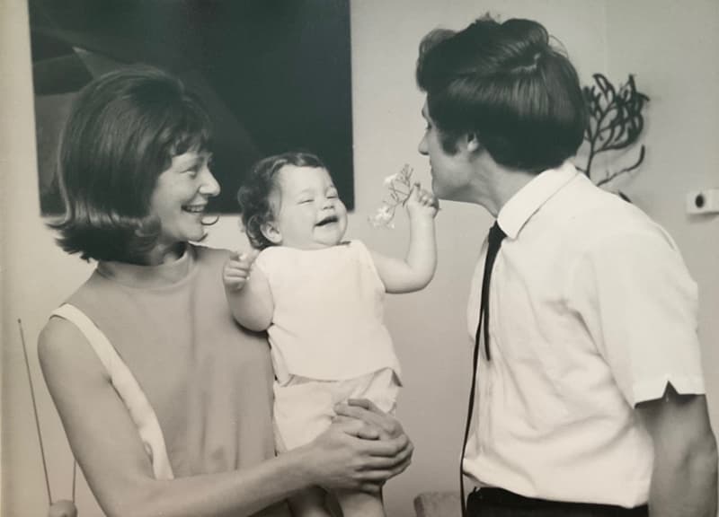 Jeannie with her parents George and Elspeth.