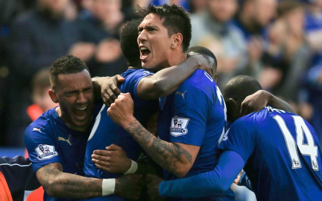 Leonardo Ulloa of Leicester City celebrates his late penalty against West Ham United, 17 April 2016 - Photo: Marc Atkins / Offside