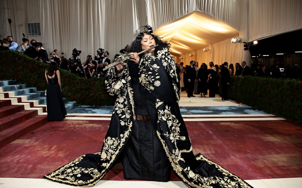 NEW YORK, NEW YORK - MAY 02: Lizzo attends The 2022 Met Gala Celebrating "In America: An Anthology of Fashion" at The Metropolitan Museum of Art on May 02, 2022 in New York City. (Photo by Dimitrios Kambouris/Getty Images for The Met Museum/Vogue)