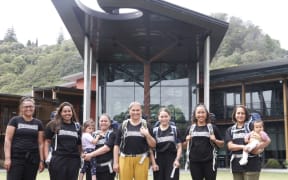Left to right: Hannah Simmonds (research assistant and logistics coordinator), Dr Naomi Simmonds, Arahia Moeke, Lisa Begbie, KLee Begbie, Ngahuia Kopa, and Maureen Mitai. Absent: Tyra Begbie and Kyea Watene-Hakaraia.