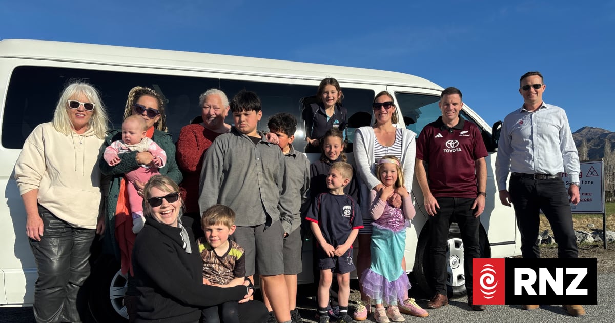 Kaikōura children still without a school bus two months after flood damage