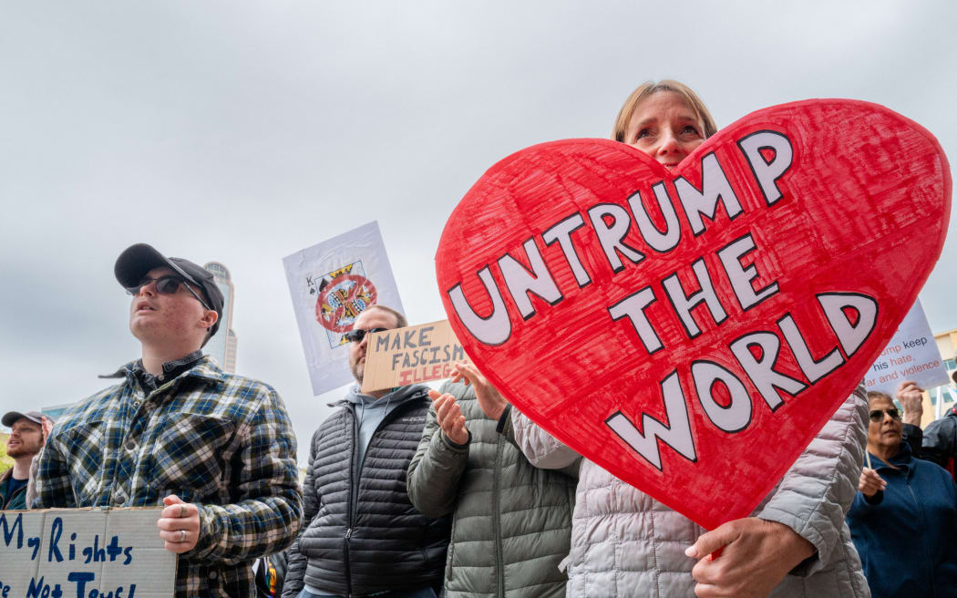 Anti-Trump rallies pop up in thousands of US cities for 'No Kings ...