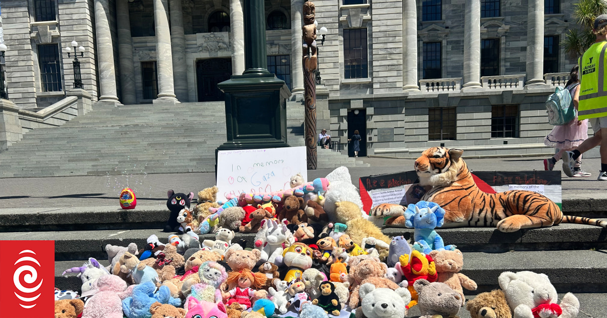 Children's rally at Parliament calls for ceasefire in Gaza - Vimarsana News