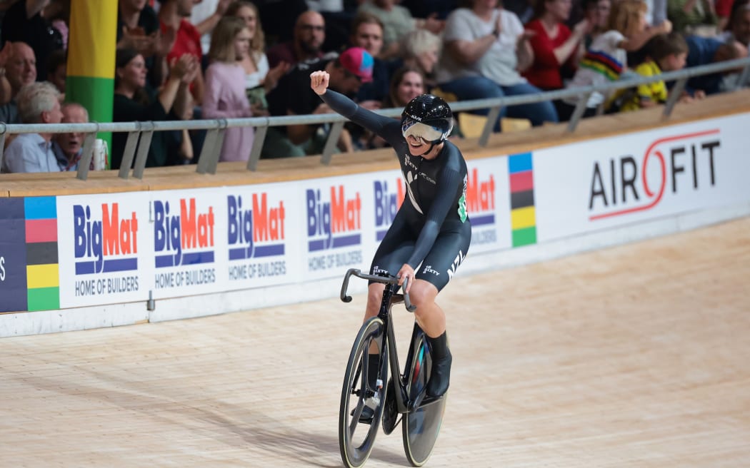 Ally Wollaston (New Zealand) celebrates winning the 2024 Women's Elimination Race World Championship, Denmark.