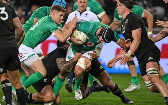 Caelan Doris of Ireland on the charge.