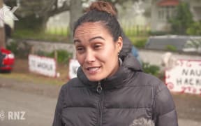 Ihumātao day two   Hundreds turn out to protest