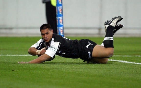 12th October, 2002. WestpacTrust Stadium, Wellington, New Zealand. Rugby League Test Match. Kiwis v Australia.Matt Utai.Australia won the match, 32-24.Pic: Andrew Cornaga/Photosport