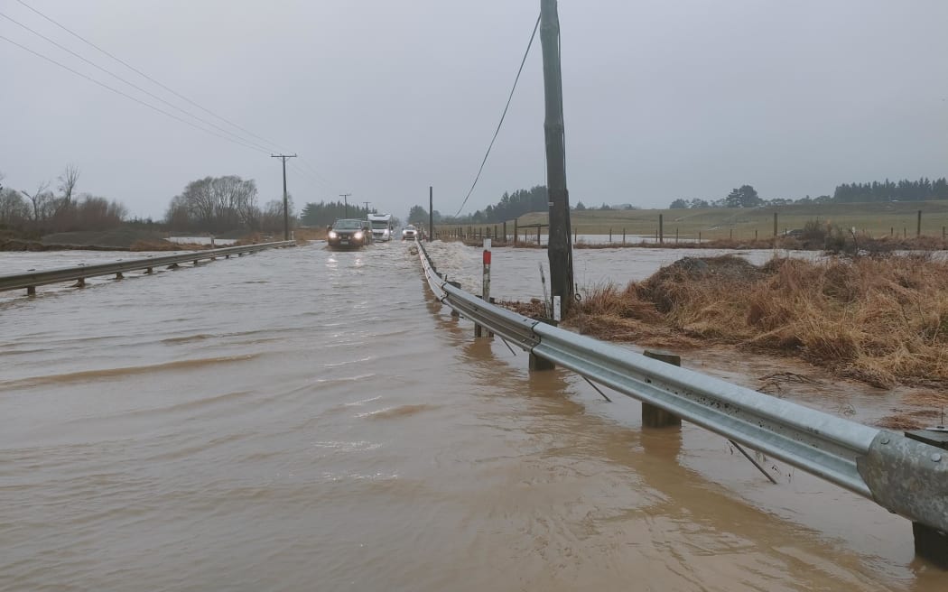 Flooding at Big Kuri Creek Hampden North Otago SH1