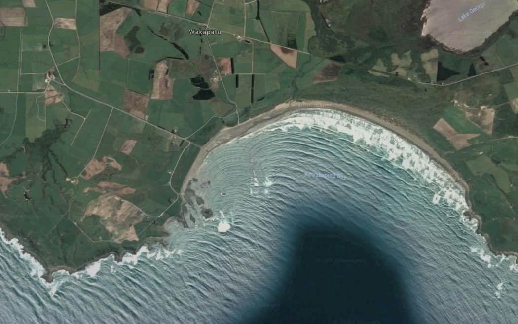 Wakapatu Beach, Kawakaputa Bay, Southland.