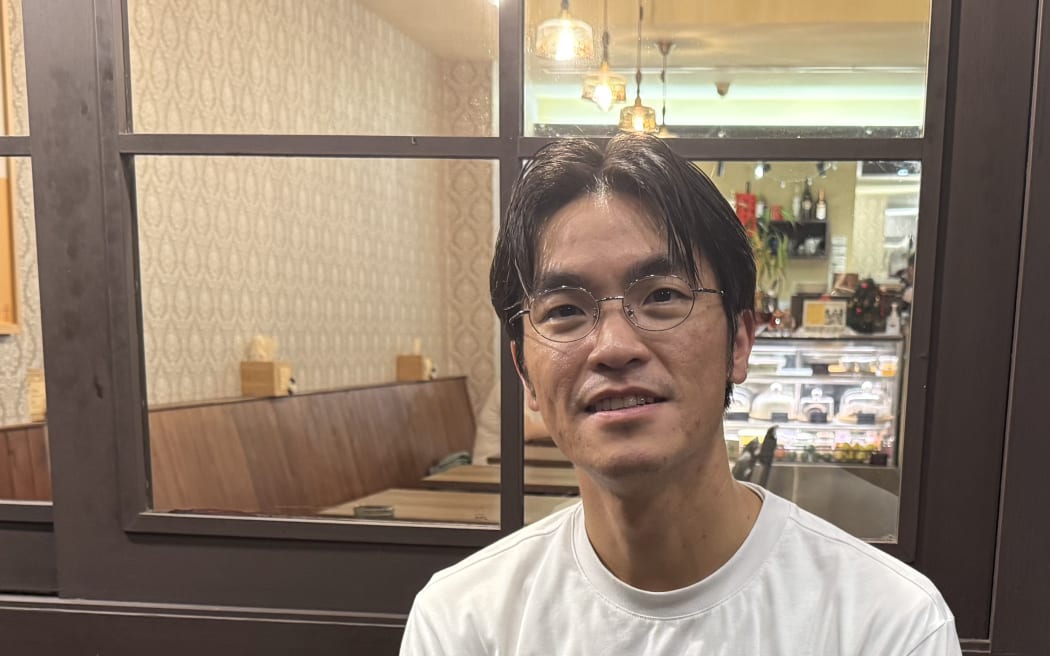 Jason Liu is an investigative journalist.