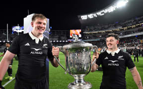 Fabian Holland and Leroy Carter of New Zealand with the Bledisloe Cup.