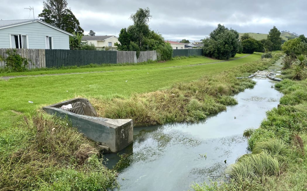 Te Ararata Creek in south Auckland's Māngere which flooded many of the homes in Pito Place during Auckland Anniversary Weekend. STEPHEN FORBES/STUFF