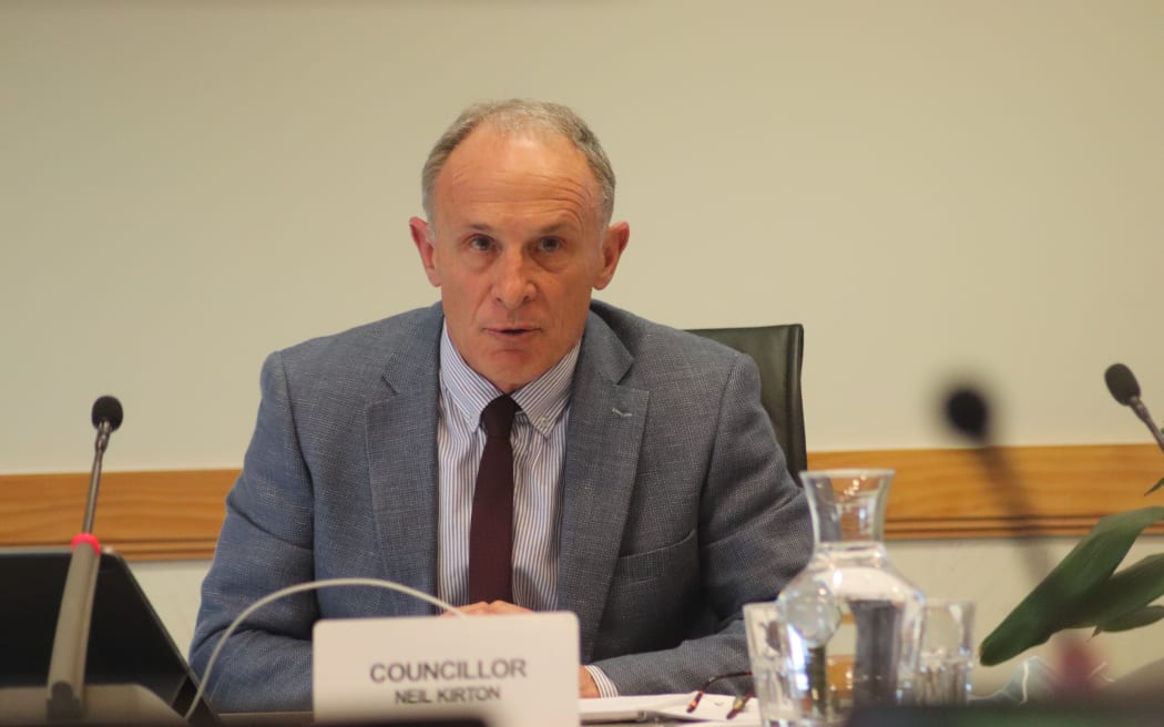 Hawke's Bay Regional councillor Neil Kirton fears the decision will do "enormous damage" to the council's reputation.