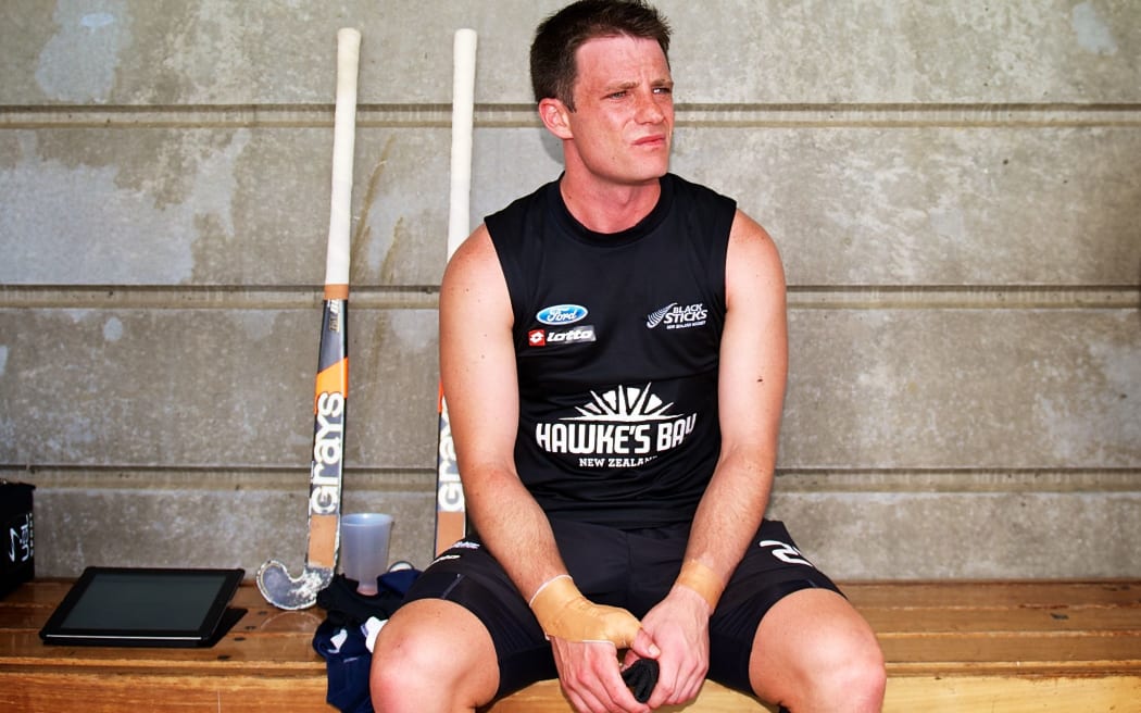 Shea McAleese during the FIH Champions Trophy play-offs hockey match between Germany v New Zealand, 8 December 2012. Melbourne, Australia. Photo: Daniel Carson | photosport.co.nz