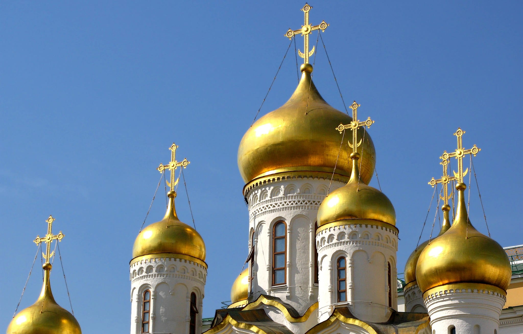 Onion domes of the Cathedral of he Annunciation