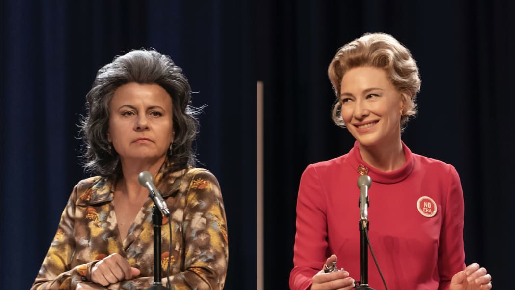 (Betty Friedan (Tracey Ullman) and Phyllis Schlafly (Cate Blanchett) debate in Mrs. America.