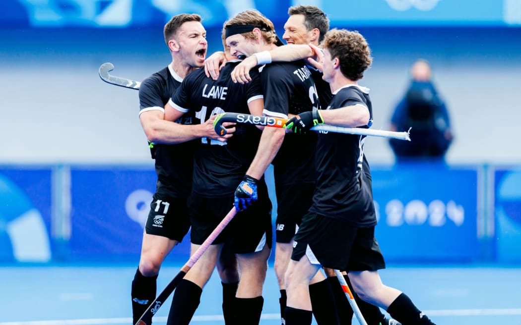 PARIS - 2024 Olympic Games Men & Women
06 India v New Zealand (Pool B)
Picture: Sam Lane celebrates with Blair Tarrant after scoring the teamâ€™s first goal Jacob Smith
Hugs and Cheering
COPYRIGHT WORLDSPORTPICS/ Simon Watts