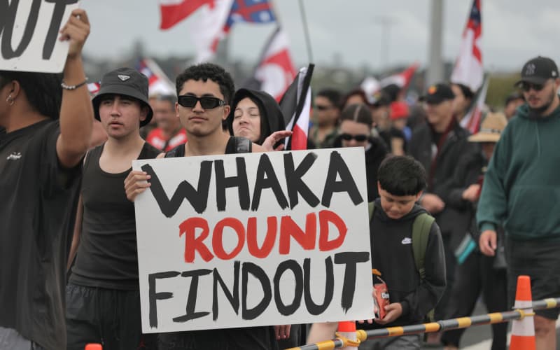 Hīkoi protest: Thousands march through key Auckland sites on day three ...