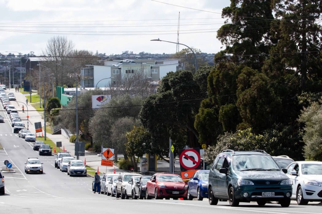 A queue for testing at the Northcote Covid-19 testing site.
