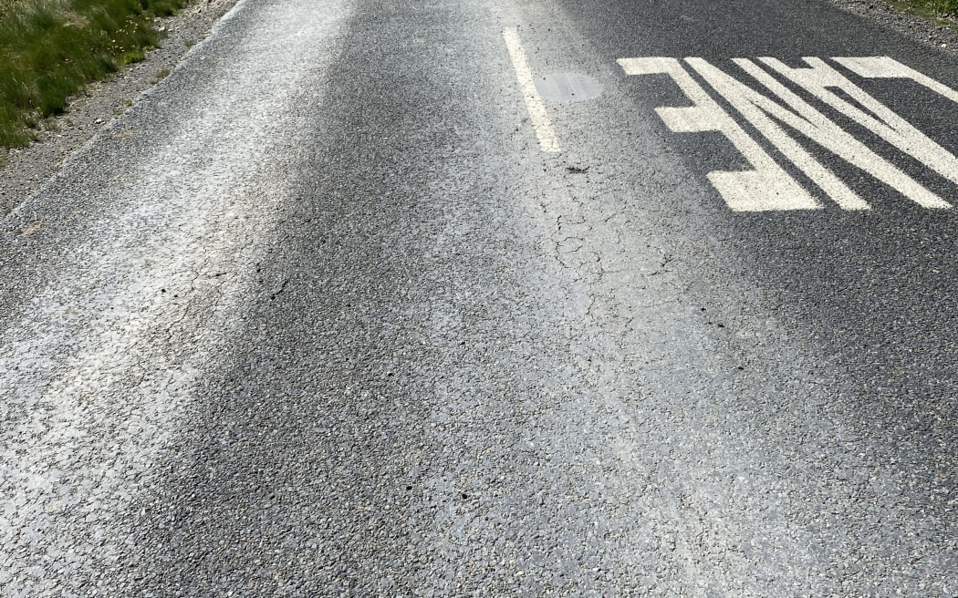 More than 600 metres of Waterloo Rd near Mossburn is also in poor condition.