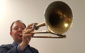 Gordon Lehany plays the natural trumpet