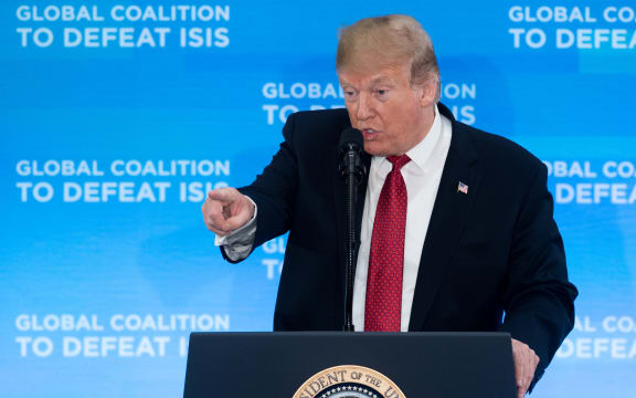 Donald Trump has urged European allies to repatriate 800 Islamic State fighters in Iraq and Syria.