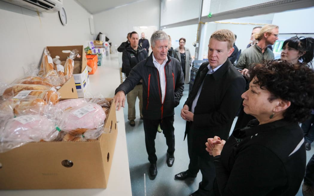 Labour leader Chris Hipkins visits Kai Puku Food Hub