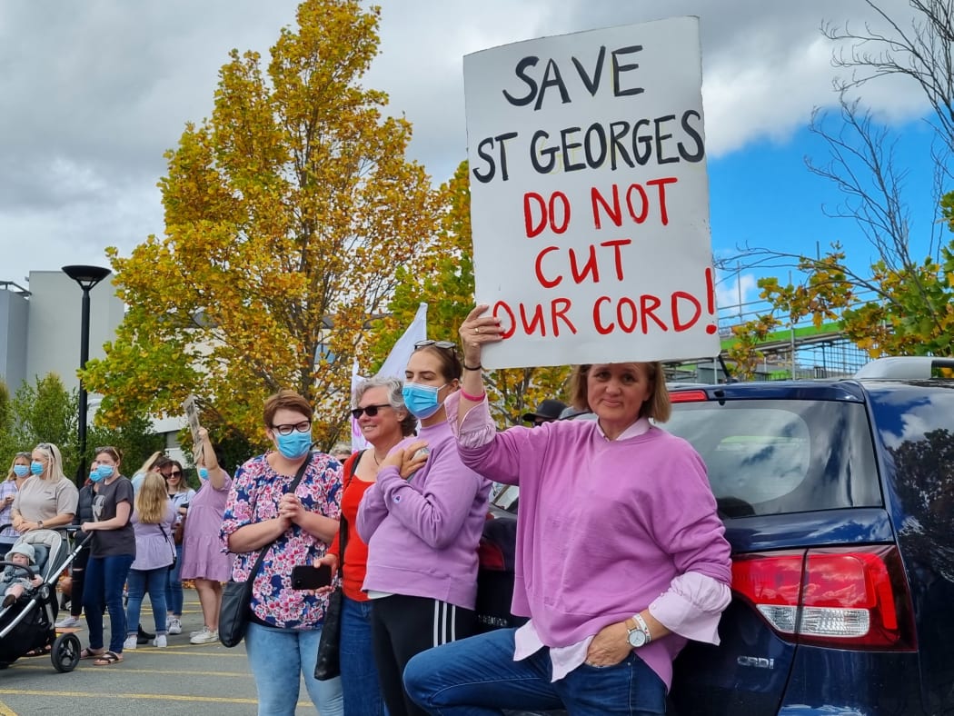 New Christchurch mums and midwives  marched to St George's Hospital to hand deliver a petition to save the maternity unit from closure.