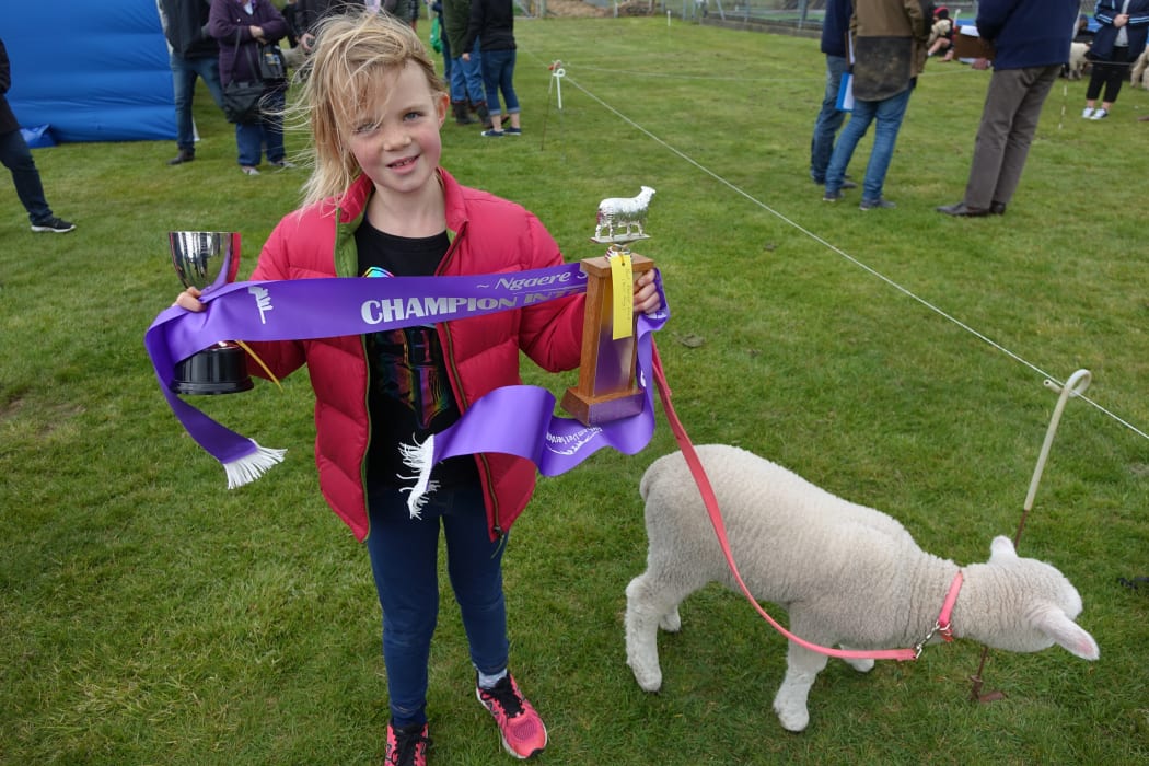 Overall champion Celia Gribble, 8, and Popcorn.