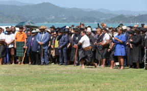 About 400 manuhiri assembled for the pōwhiri, including representatives from Kīngitanga, Rātana, Parihaka and Te Pāti Māori are welcomed on to Te Whare Rūnanga at the Treaty grounds, on 4 February, 2024.